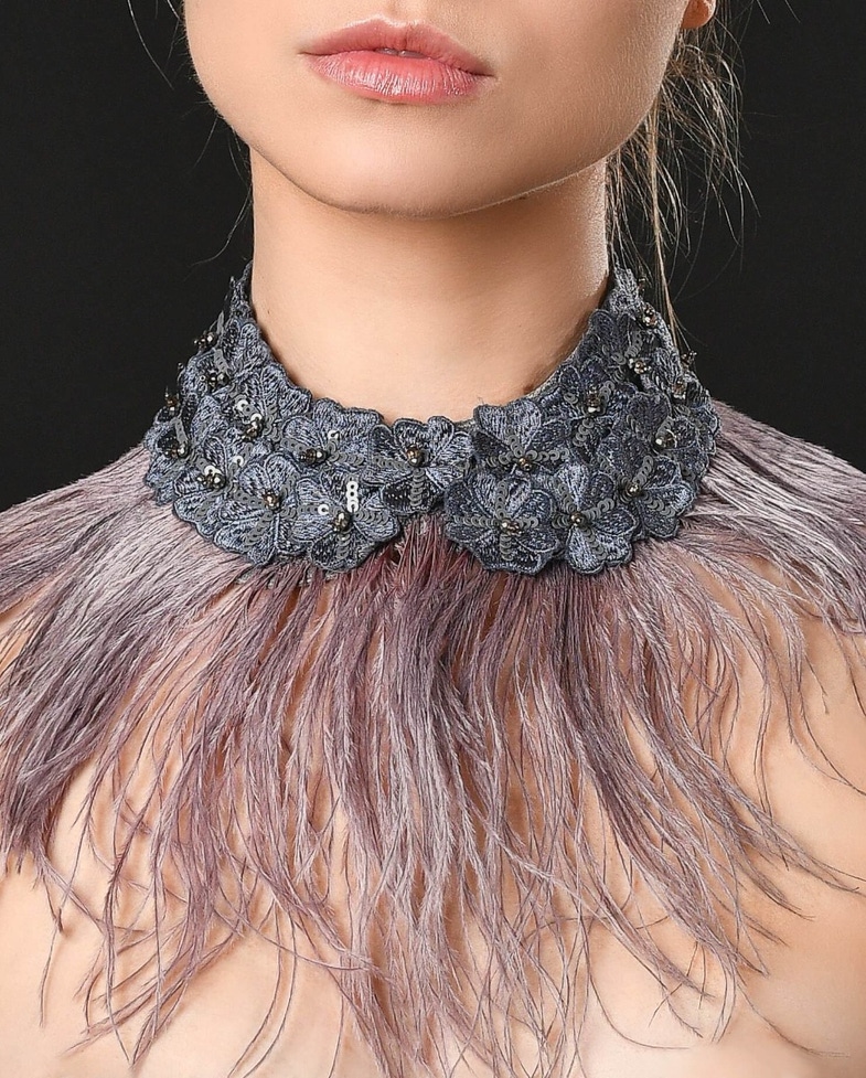 Anne Fontaine  Collar Image #1