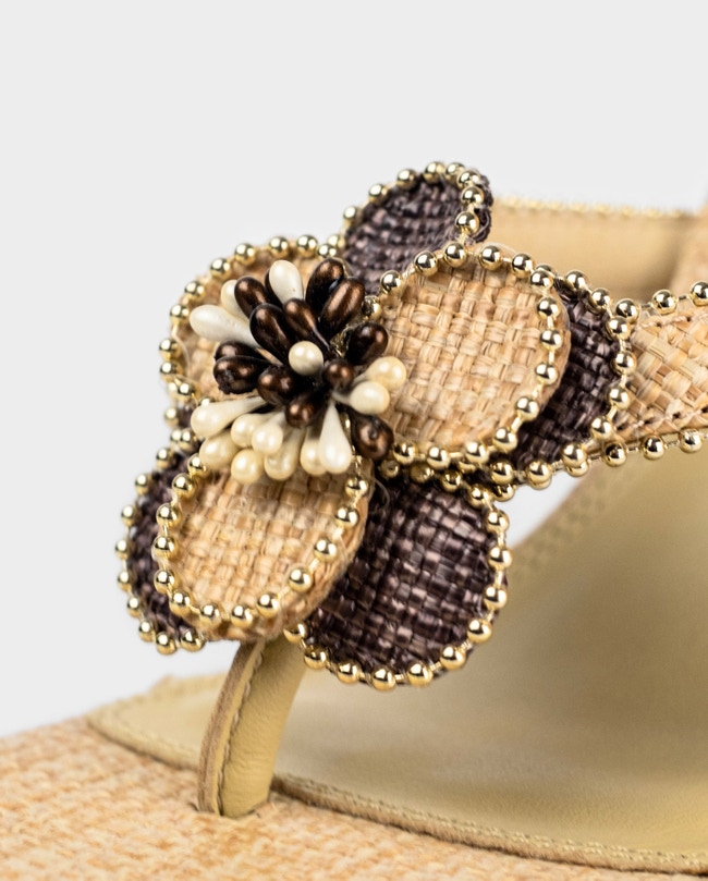 Anitz Heel