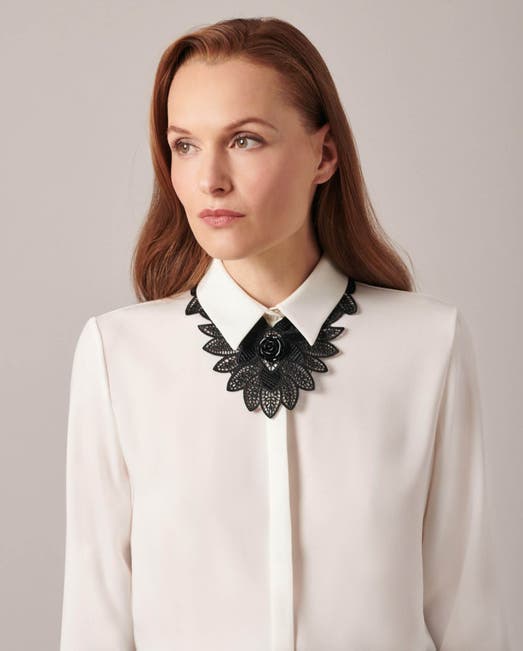 Anne Fontaine  Collar Image #1