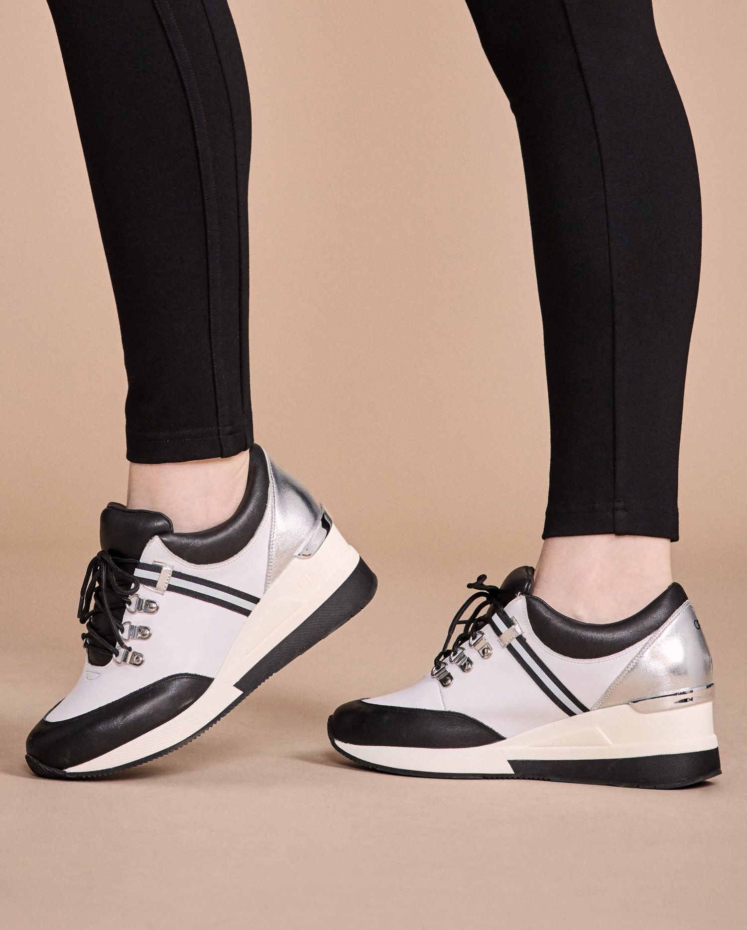 Bill Sneaker