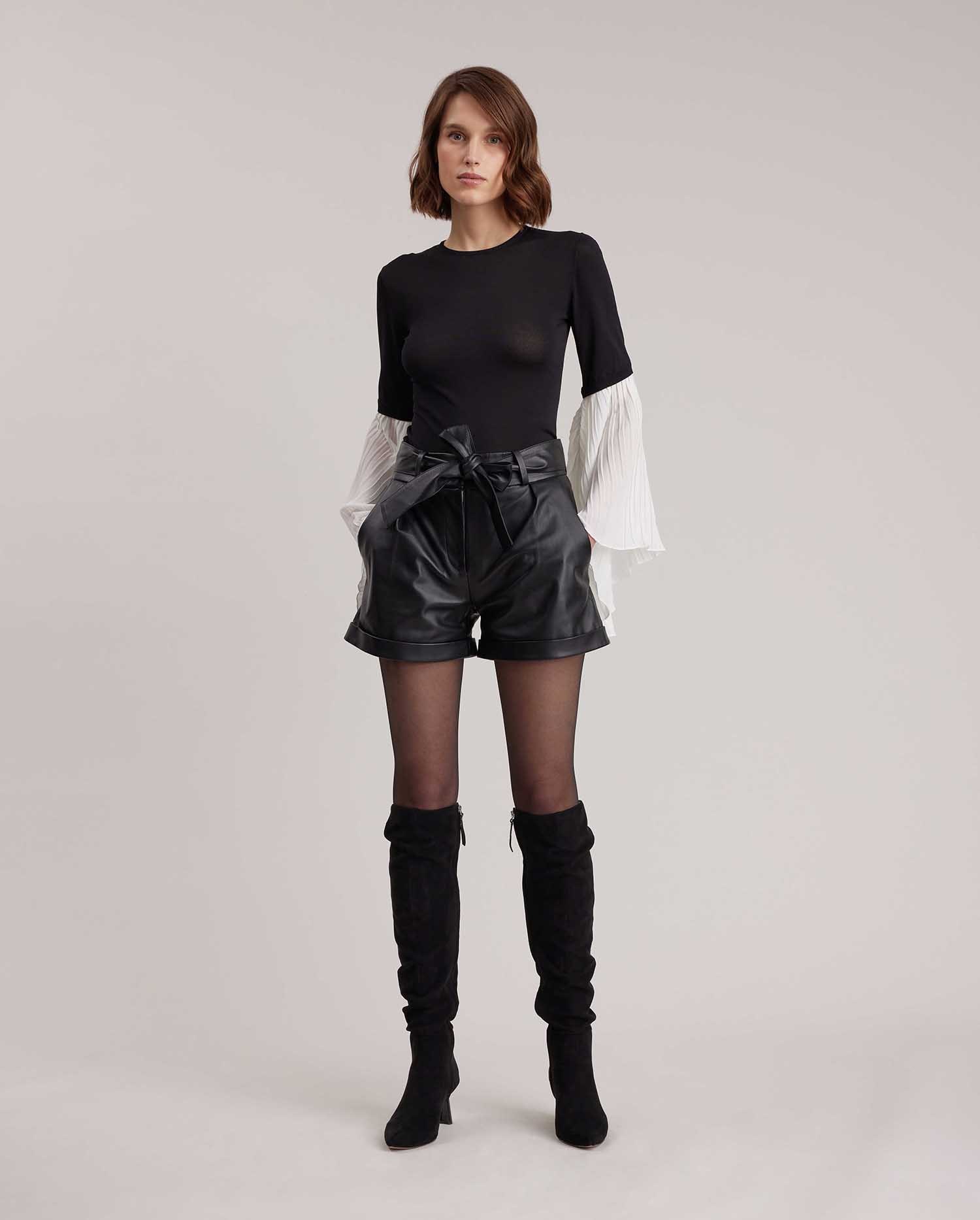 Chorus Short