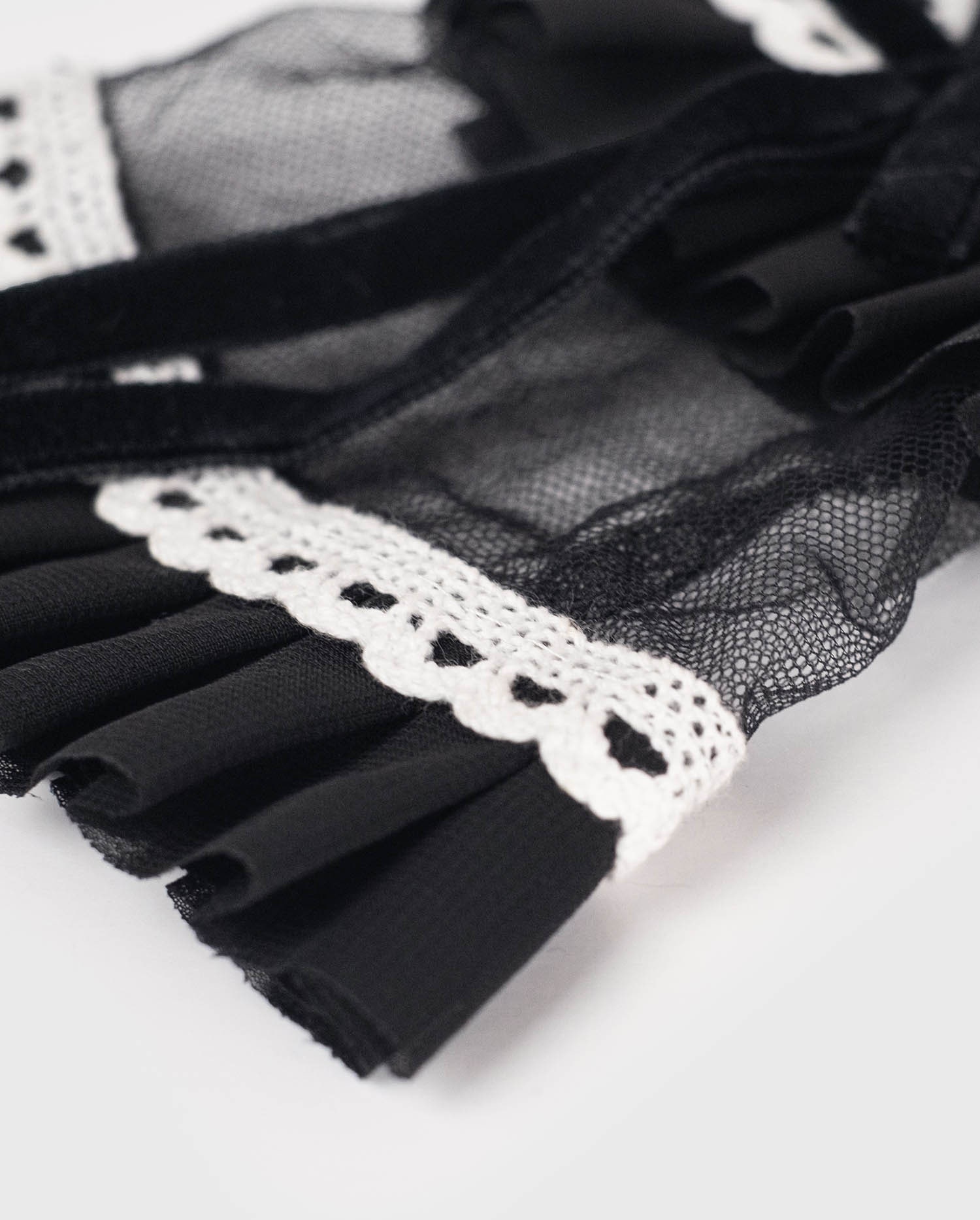 Colette Collar and Cuff Set
