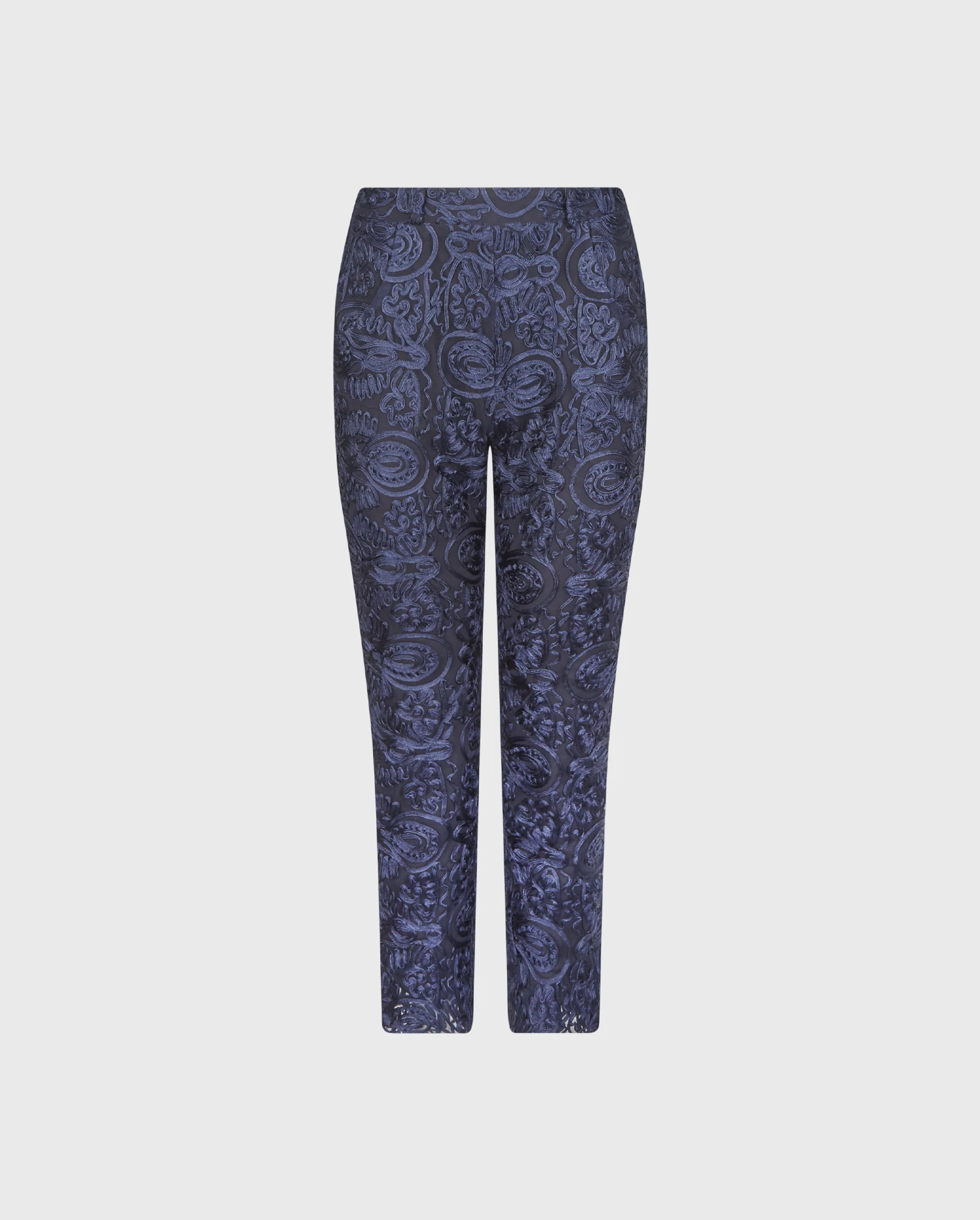 Dania Pant