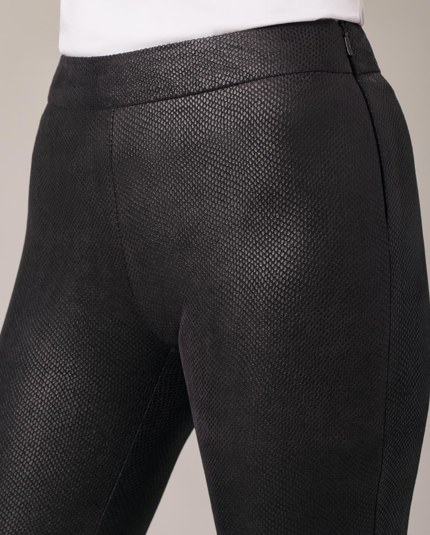 Darko Leggings