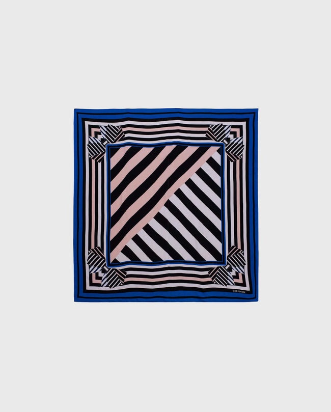 Iana Scarf