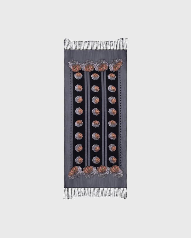 Iatchy Scarf