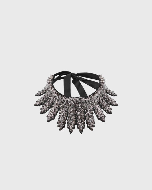 Izzalda Collar