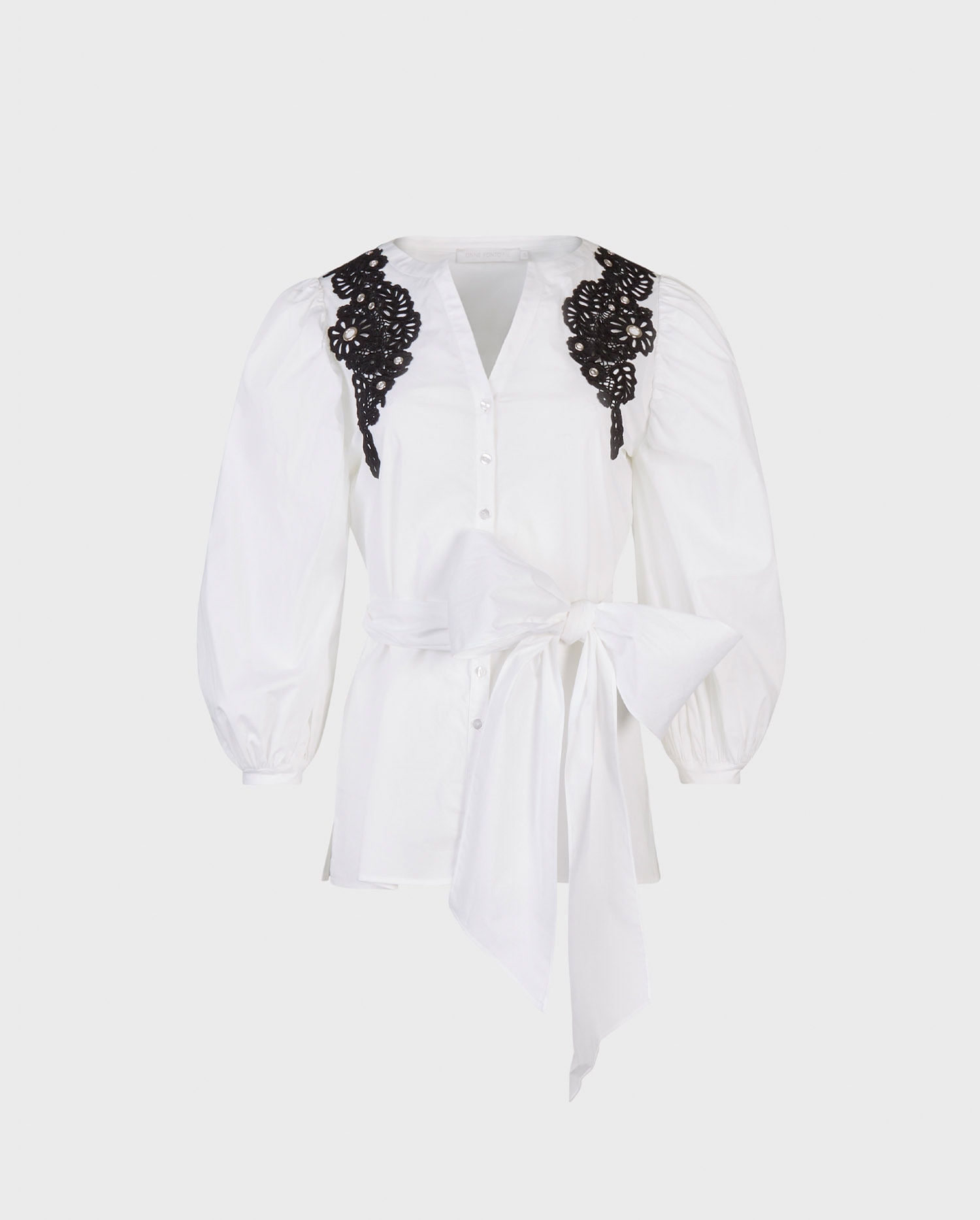 Laurendi Blouse