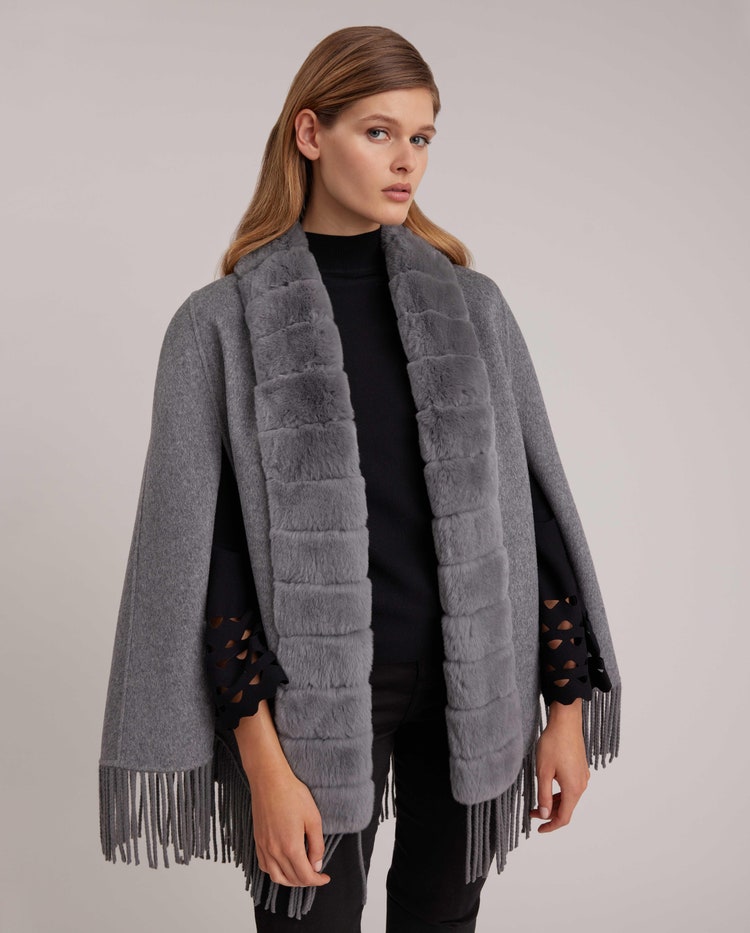 Laya Poncho