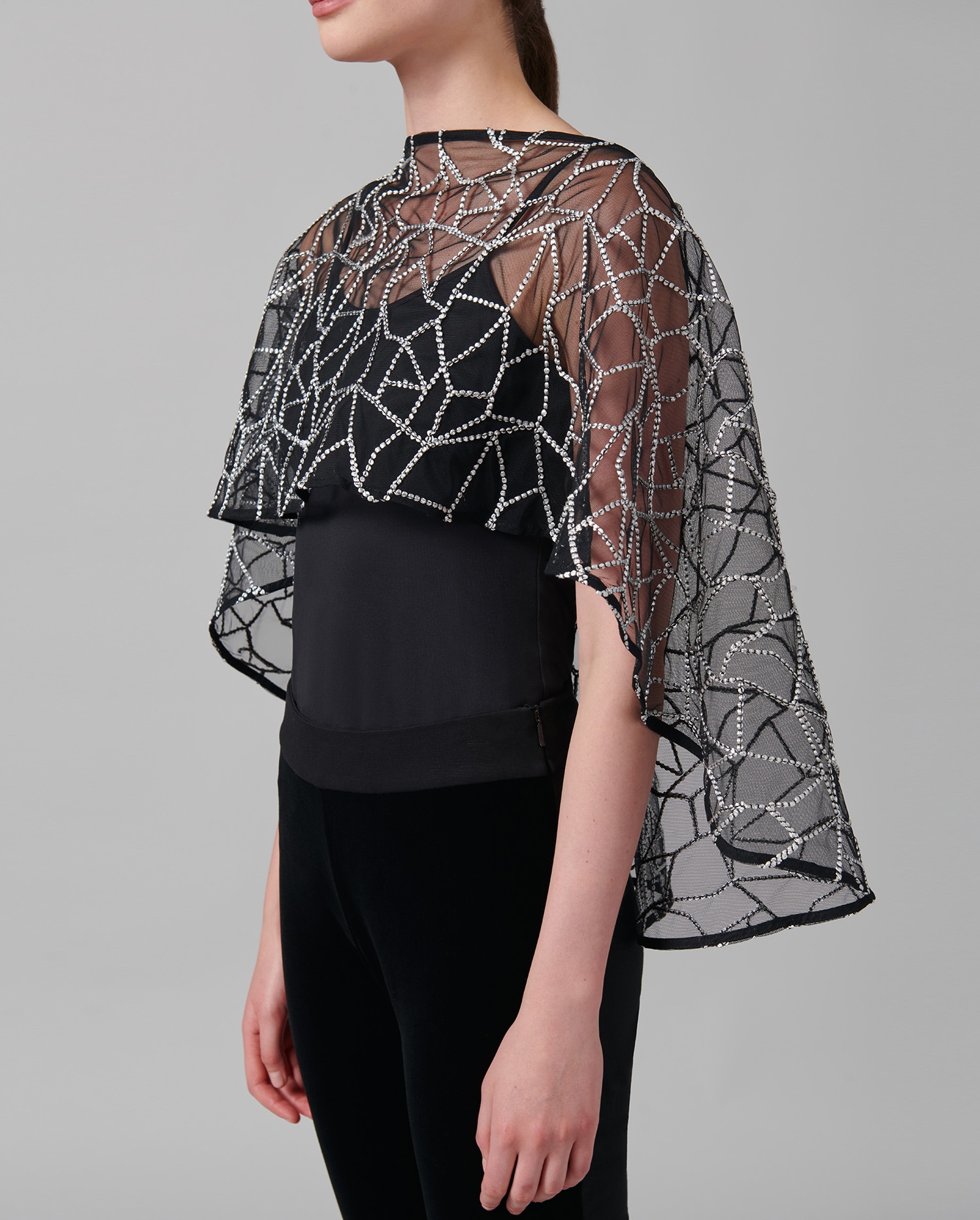 Lovea Cape