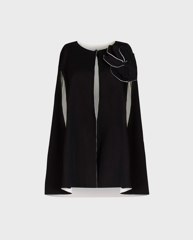 Manolo Cape