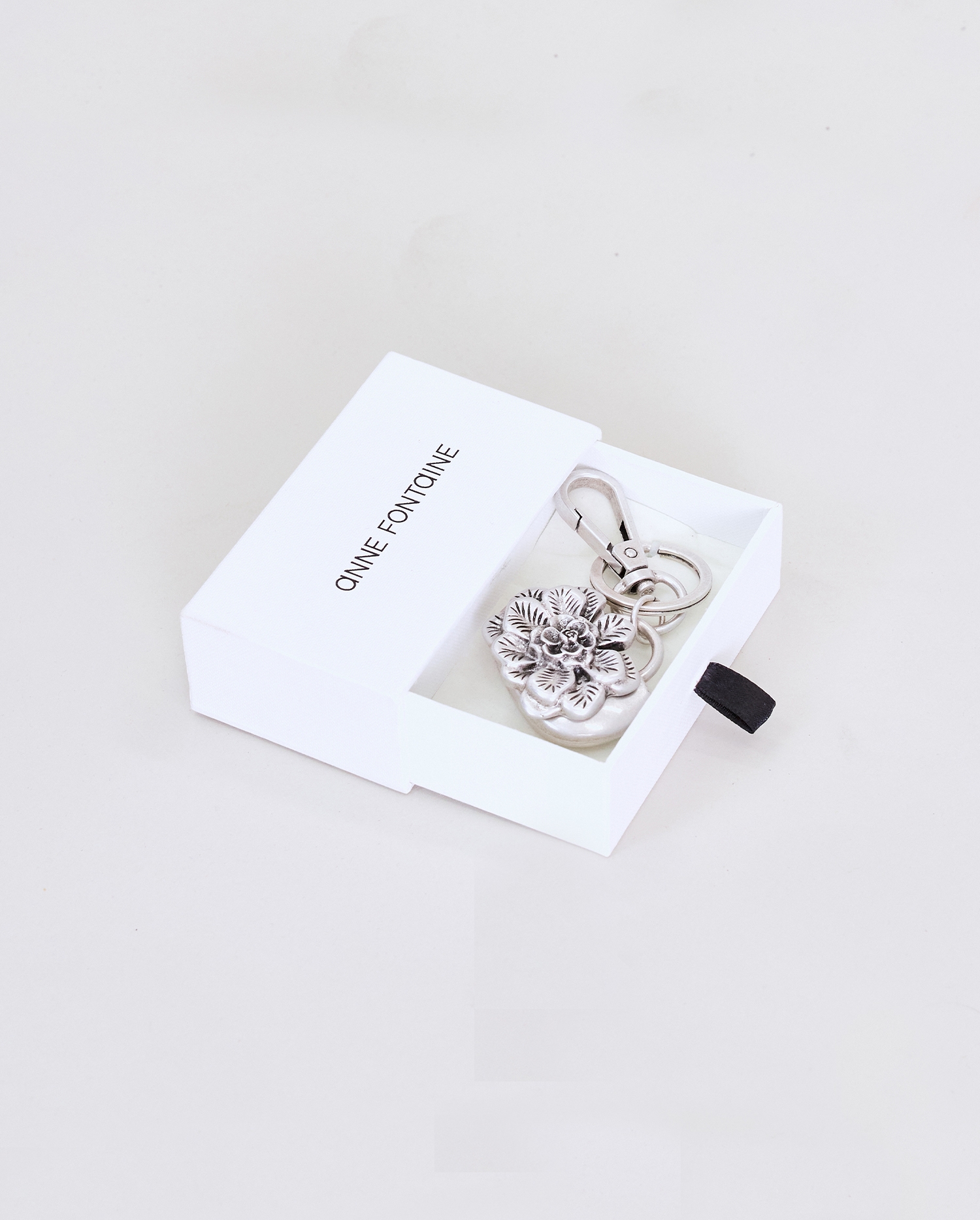 Scarlett Key Ring