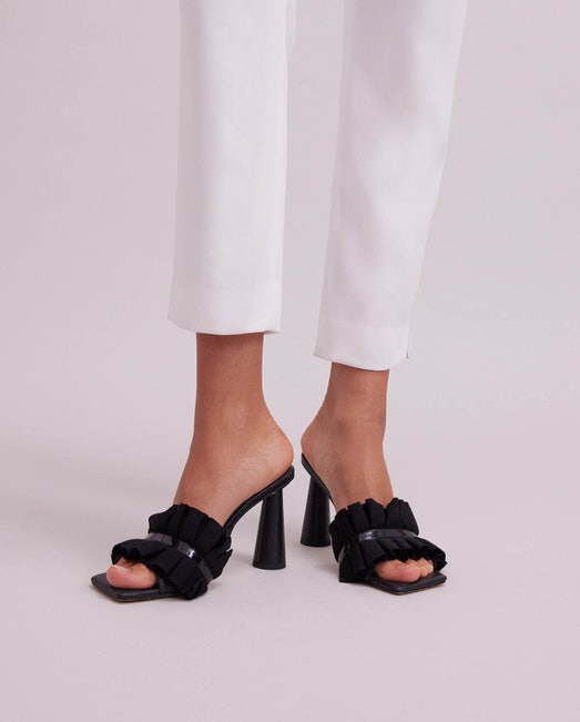 Muxica Heel