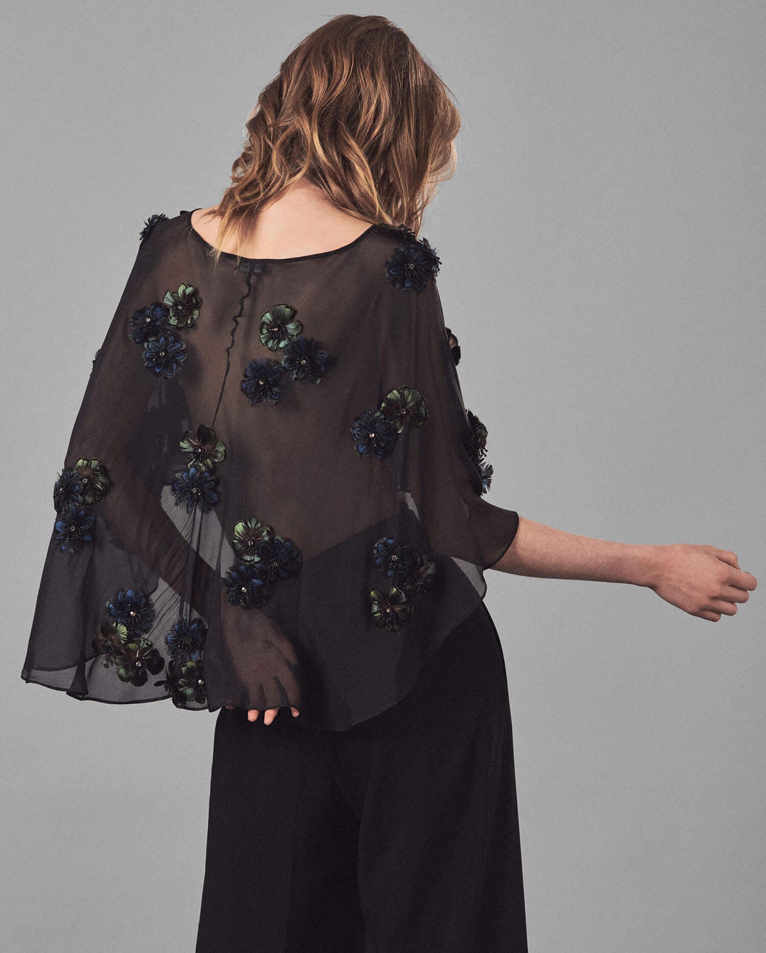 Nouky Cape
