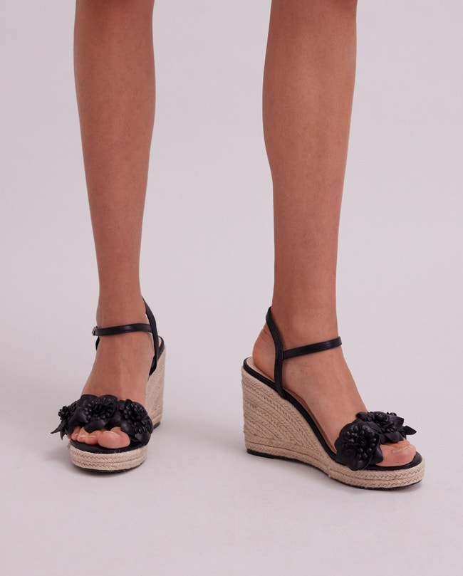 Olivia Wedge
