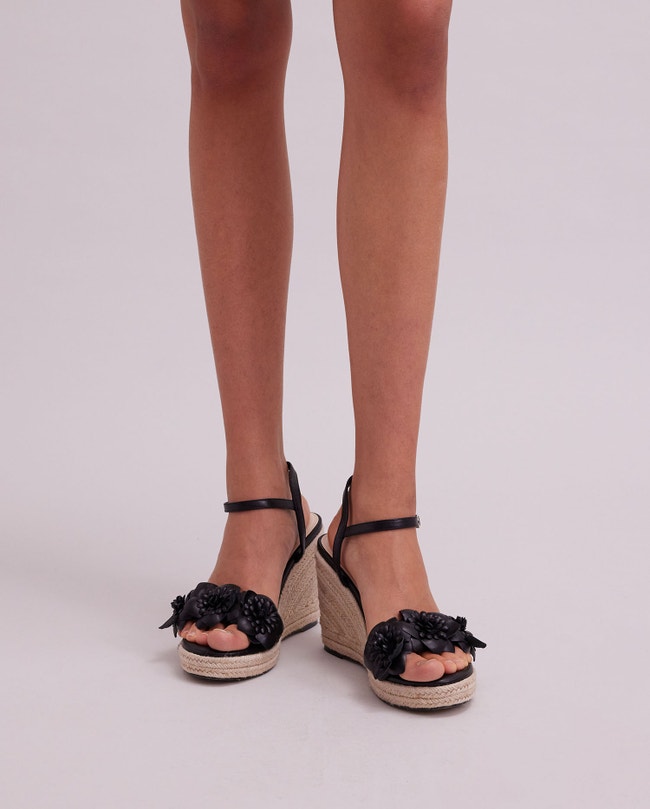 Olivia Wedge