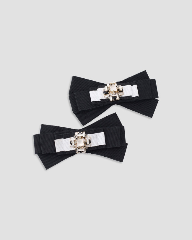 Opama-Small Brooch