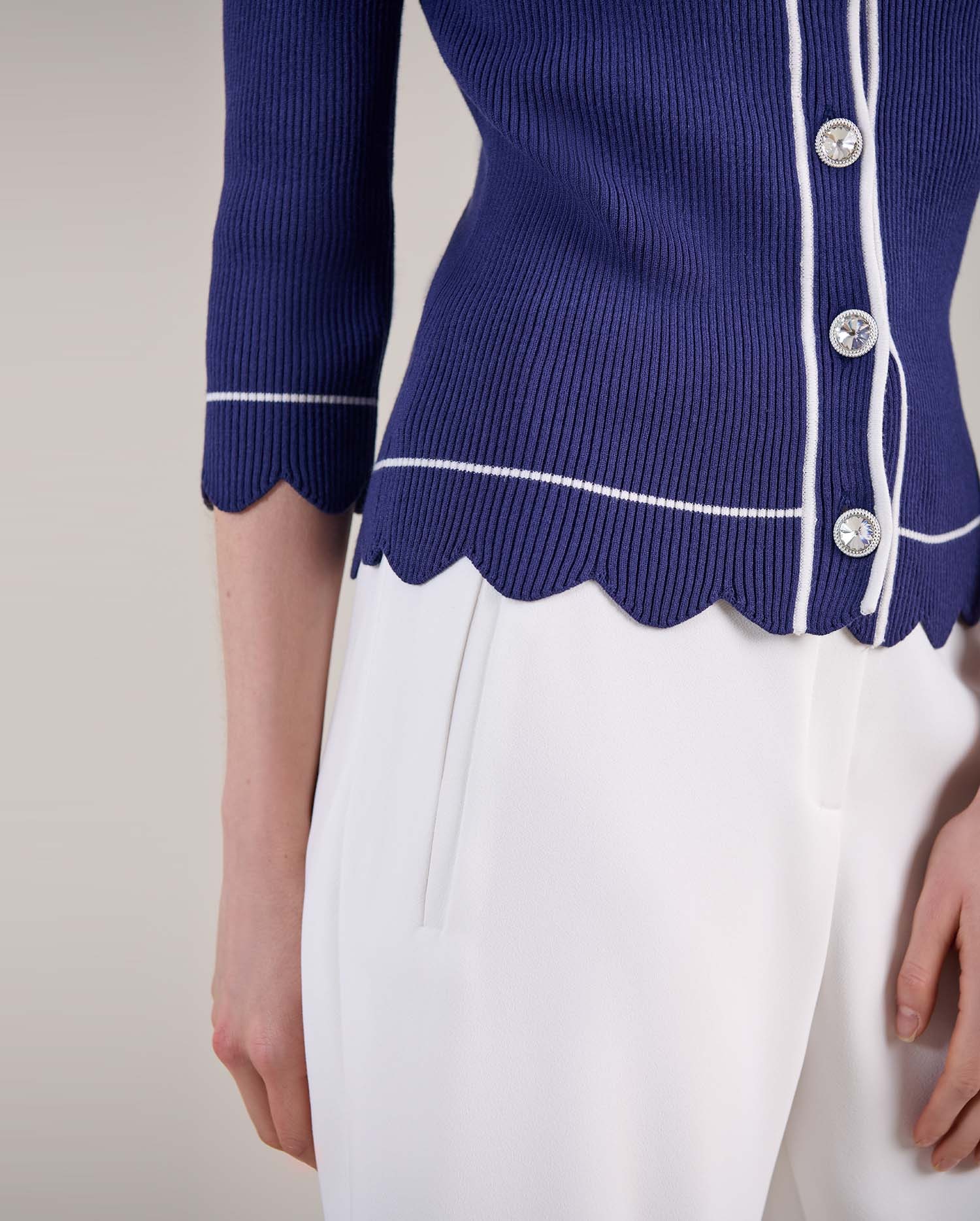 Tais Cardigan