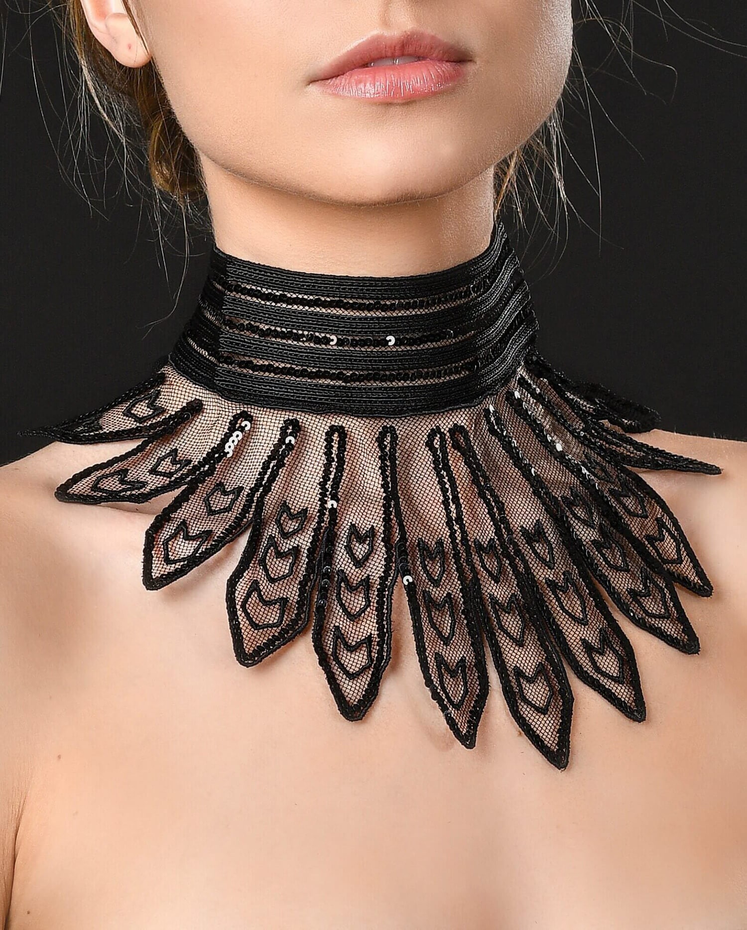 Anne Fontaine  Collar Image #1