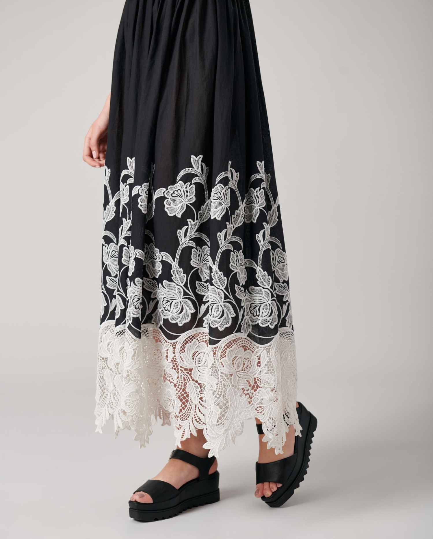 Vastel Dress