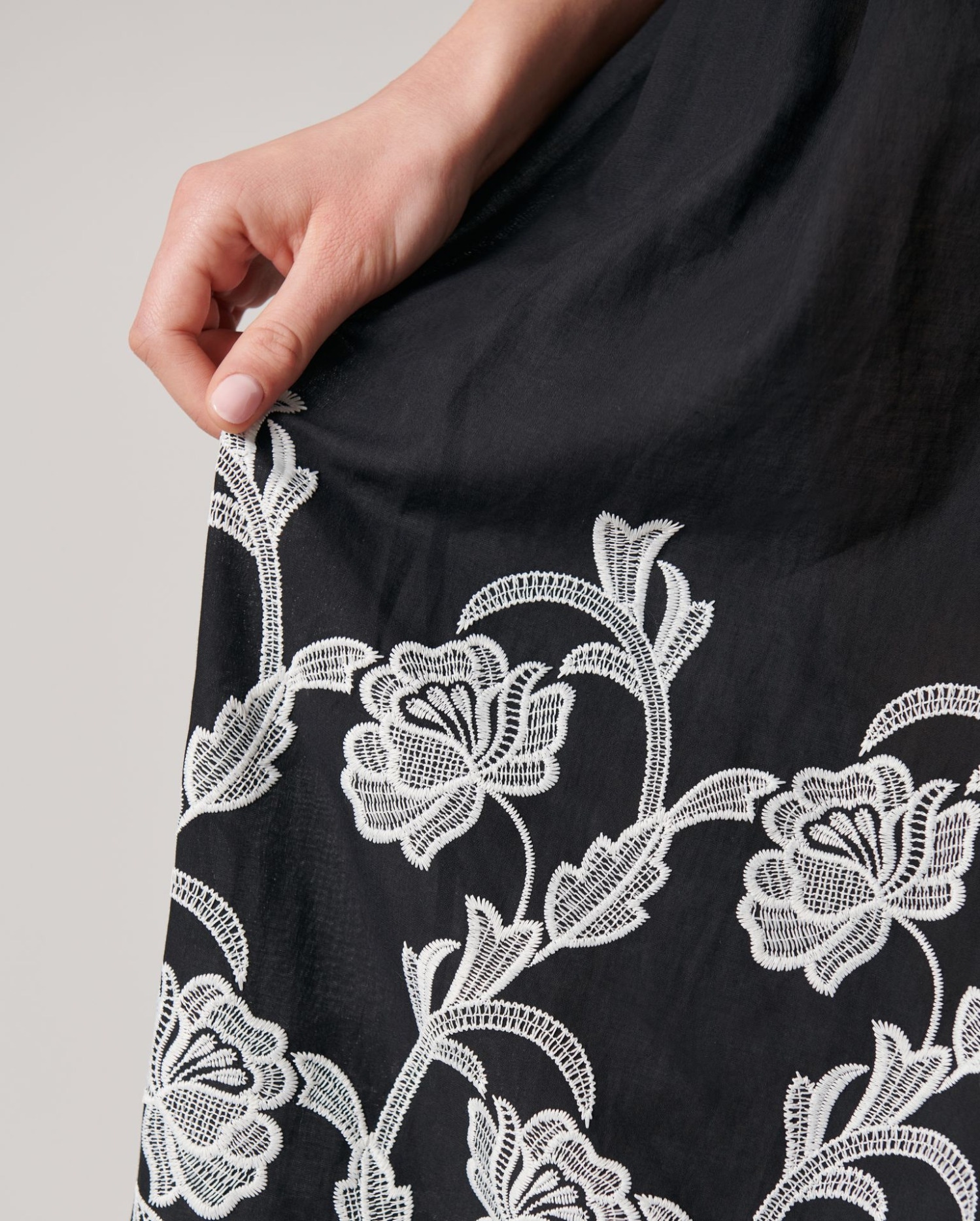 Vastel Dress