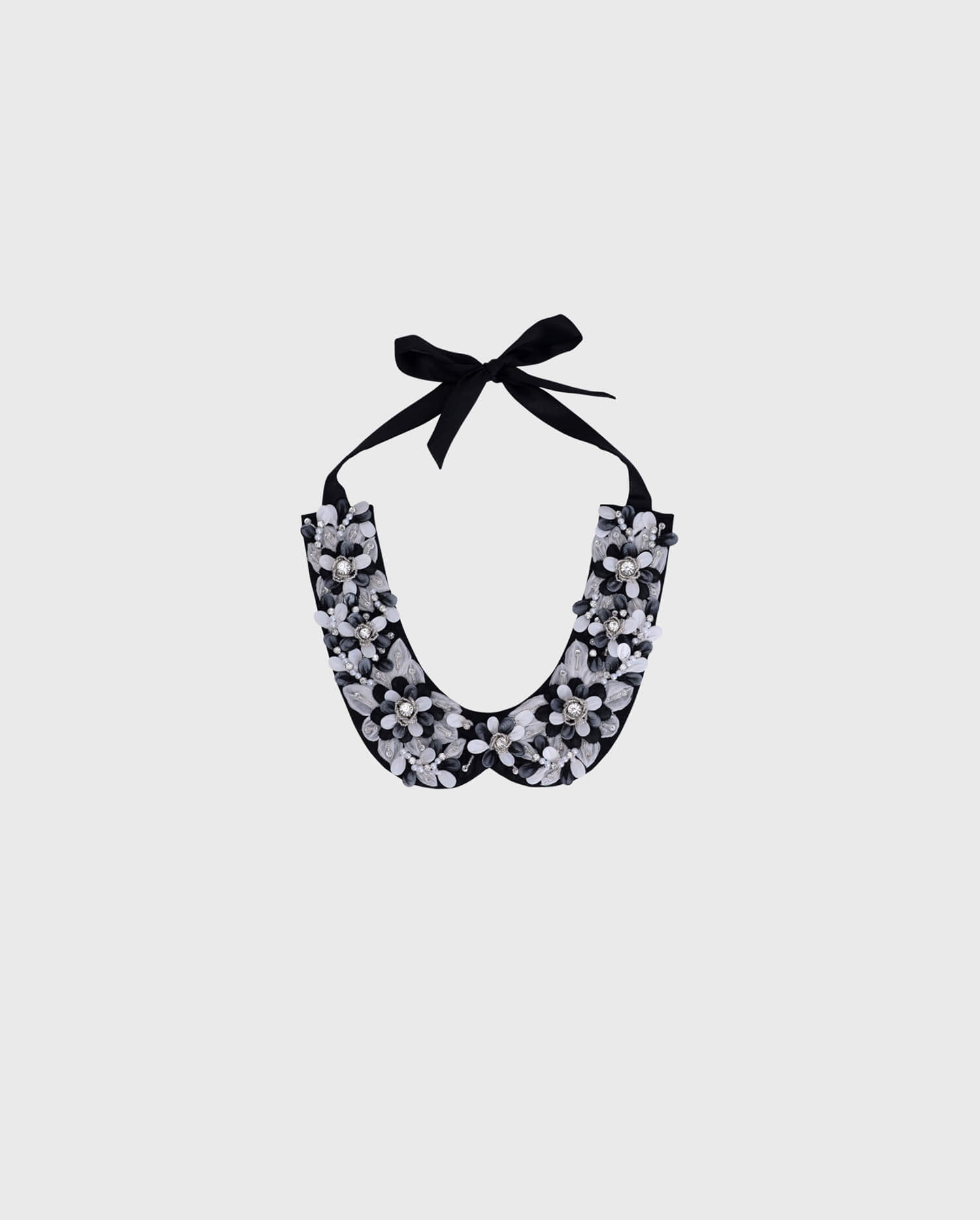 Weronika Collar