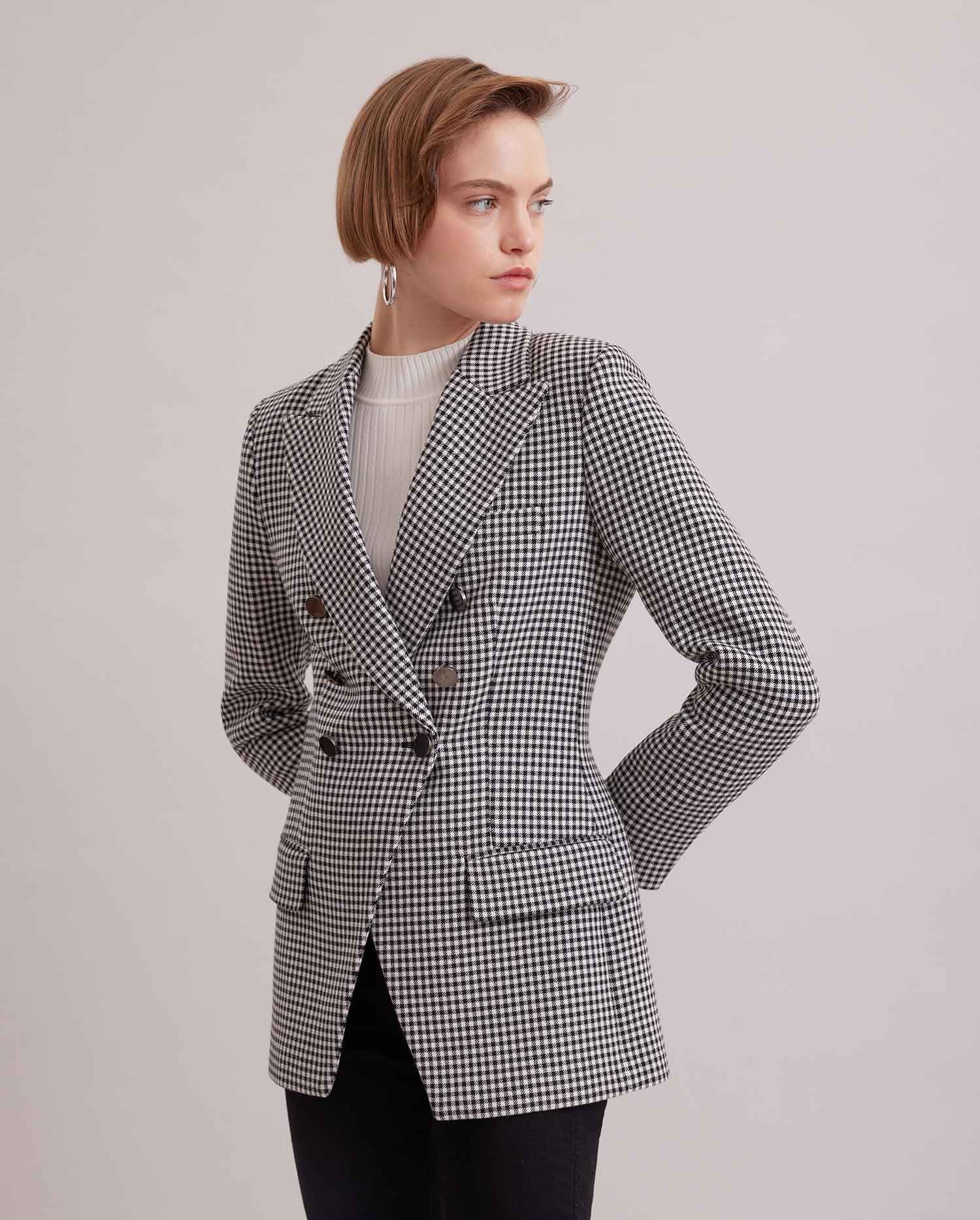 Discover The CHESS Houndstooth double-breasted blazer with a notched lapel from ANNE FONTAINE