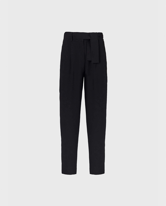 Discover the LESTER black ankle pant from ANNE FONTAINE