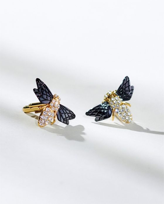 Discover the ALBIN Blue and gold bug cufflinks from ANNE FONTAINE