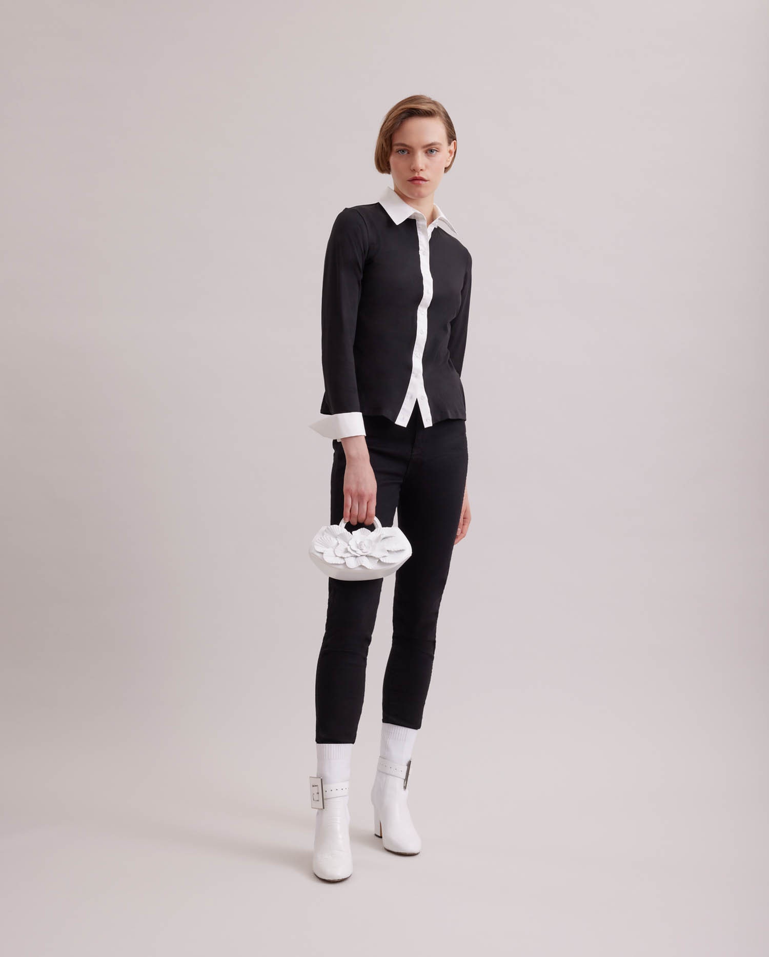 Discover the NUAGE long sleeve jersey shirt in black and white from ANNE FONTAINE