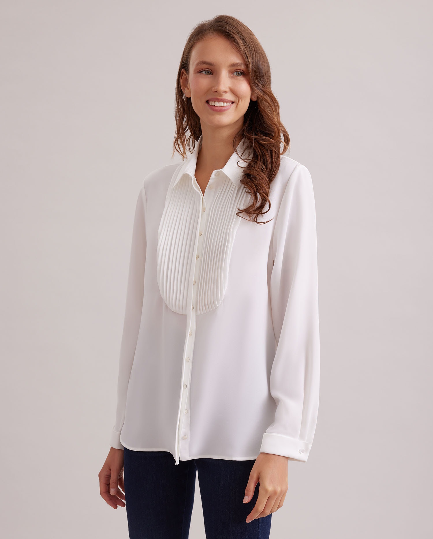 Discover The SAPHIRA long sleeve white collared pleated shirt from ANNE FONTAINE