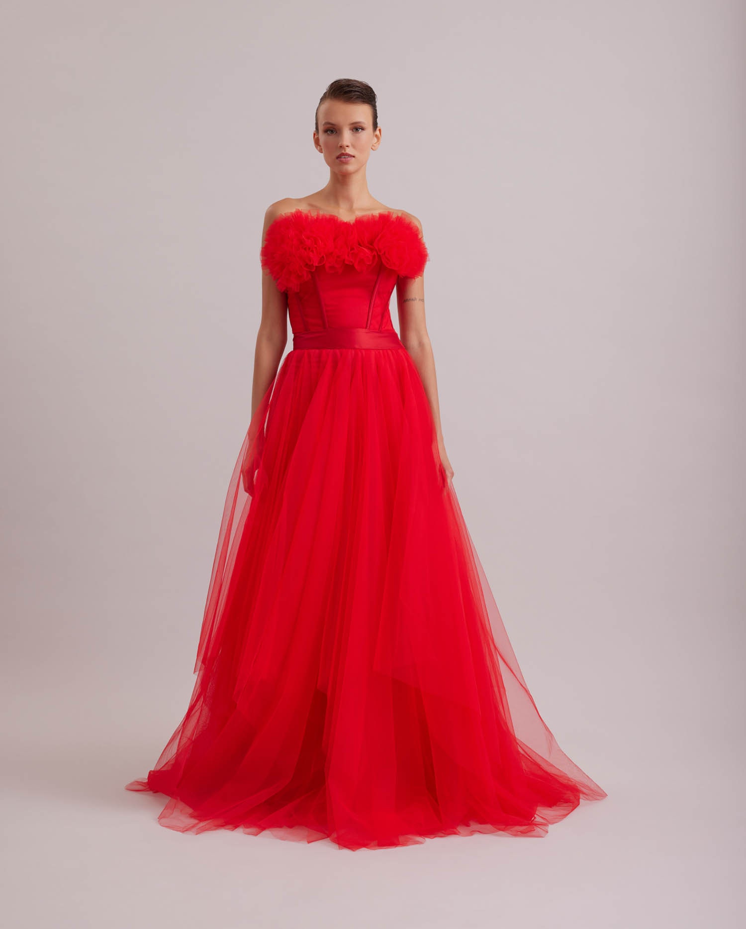 Discover the SIECLE Long strapless satin and tulle dress from ANNE FONTAINE