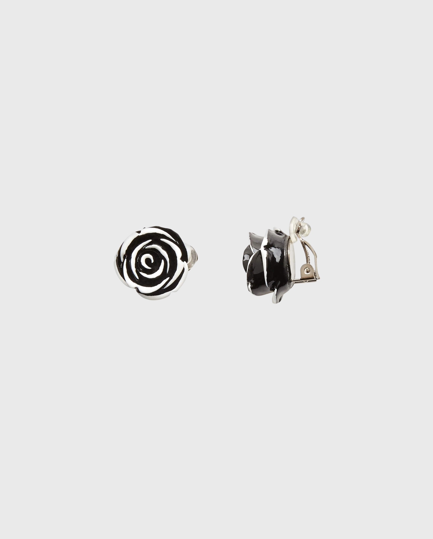 Discover The FIORA Black and white clip on flower earrings from ANNE FONTAINE