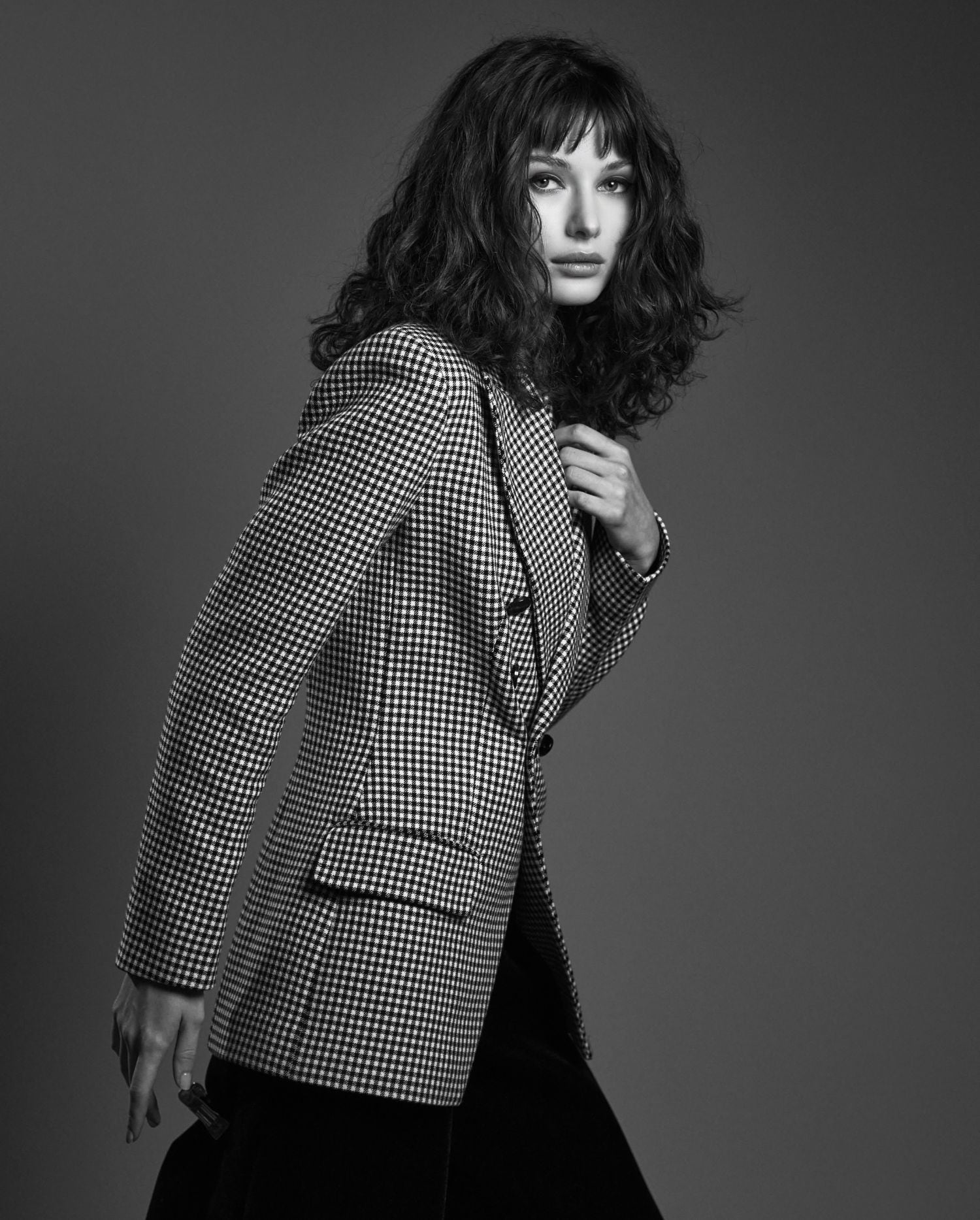 Discover the CHESS Black and white houndstooth double-breasted blazer with a notched lapel from ANNE FONTAINE