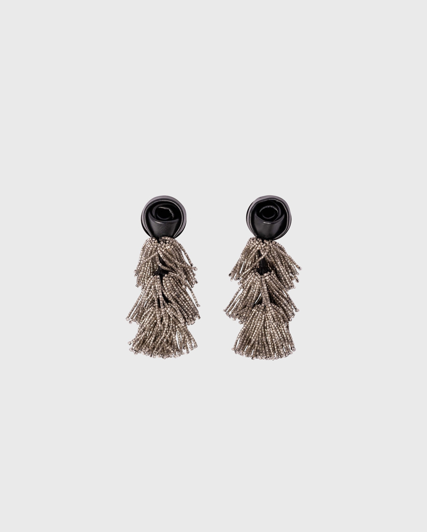 Discover the NAIKO Clip-on earrings with tassels in silver from ANNE FONTAINE