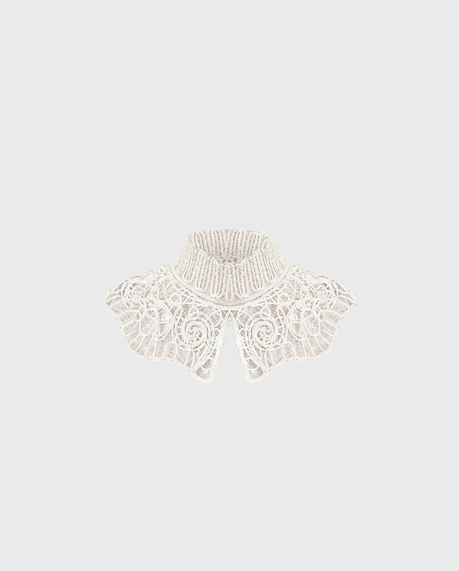 Discover the TSARINA Tulle collar with embroidered sequins with an arabesque motif from ANNE FONTAINE