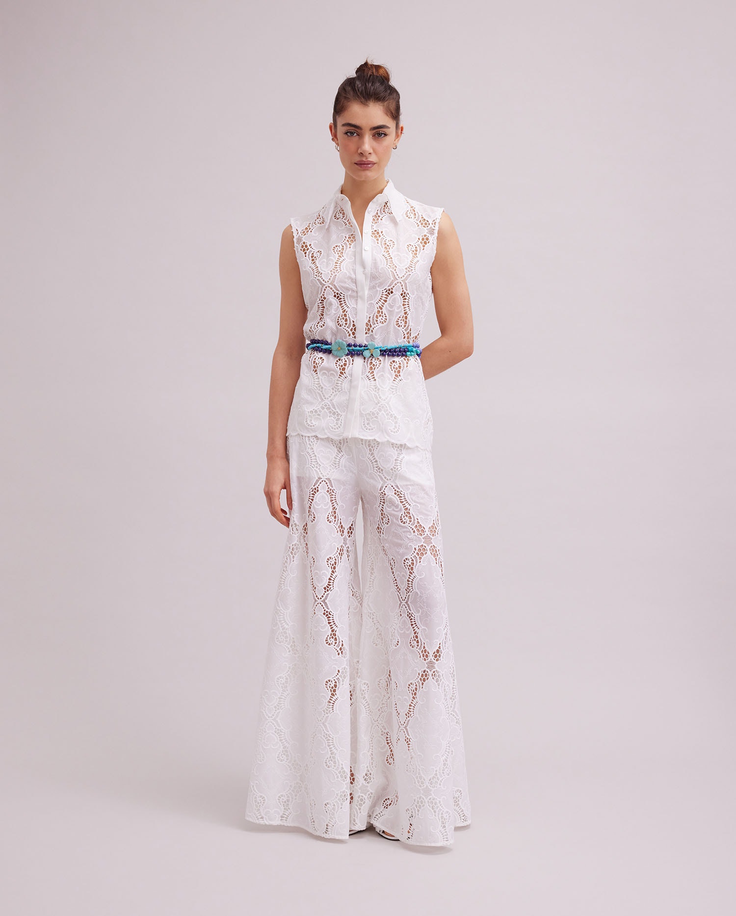 Discover the BAIE white sleeveless eyelet shirt from ANNE FONTAINE
