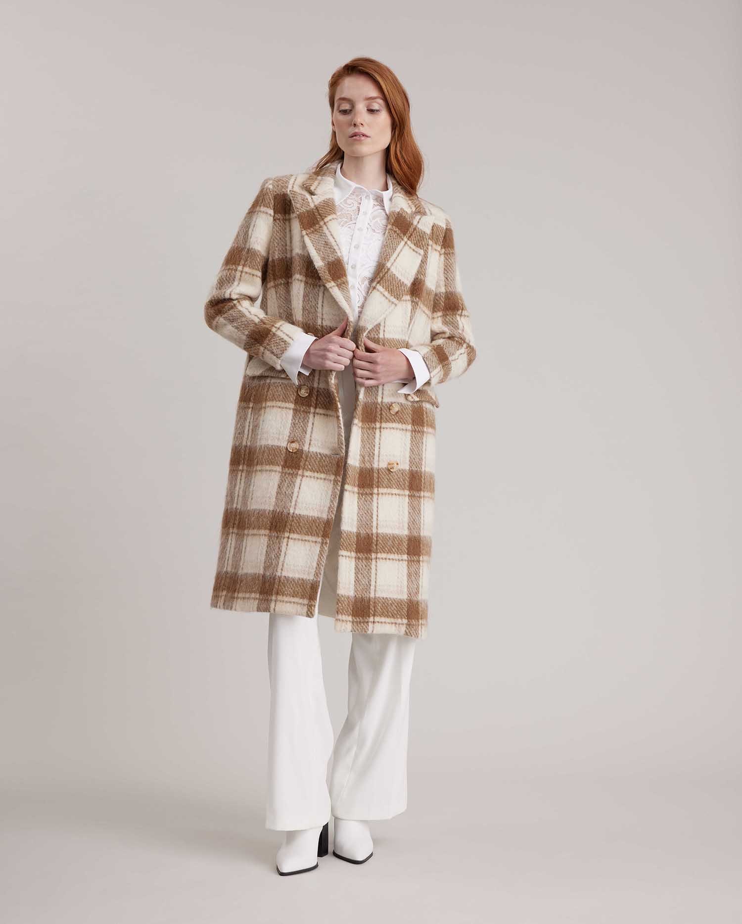 Fill your wardrobe with designer women's clothing to keep you ahead of the curve. Anne Fontaine adds styles weekly, so keep it fresh with our new arrivals.