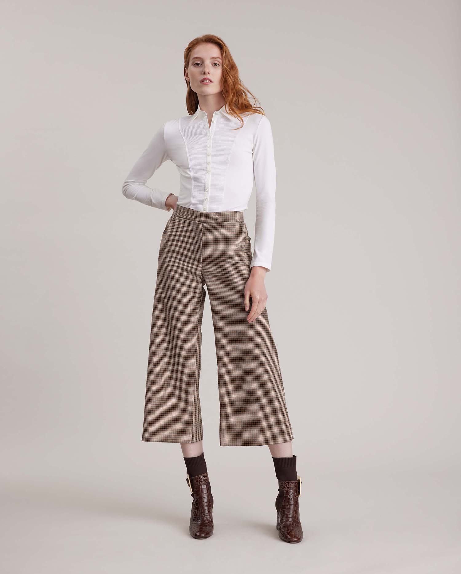 Fill your wardrobe with designer women's clothing to keep you ahead of the curve. Anne Fontaine adds styles weekly, so keep it fresh with our new arrivals.