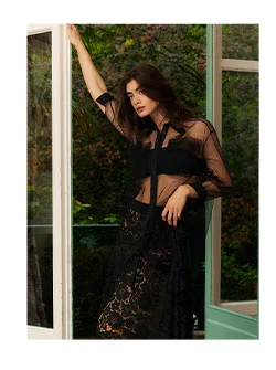 The new Anne Fontaine Spring-Summer 2023 collection is a celebration of artistry and craftsmanship. 