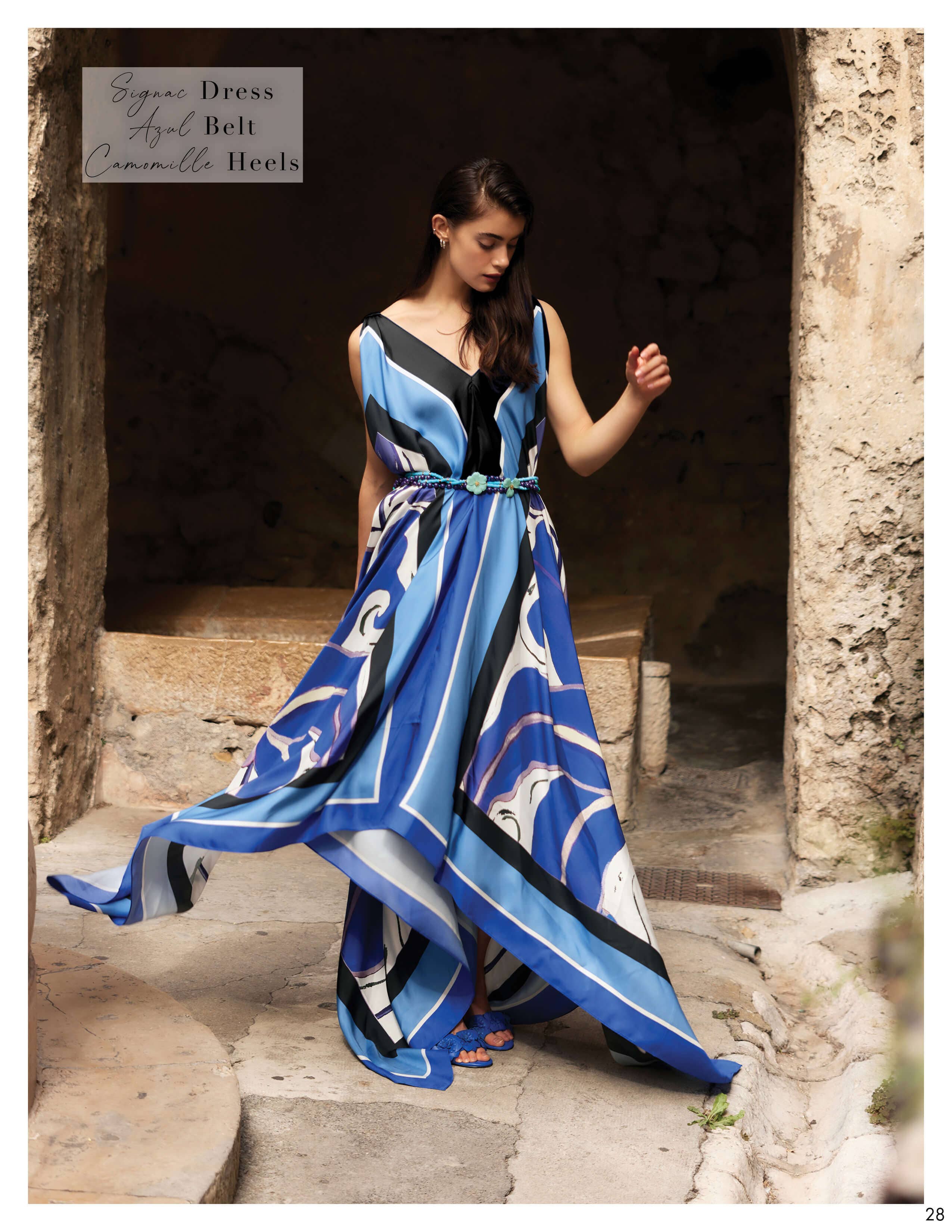 The new Anne Fontaine Spring-Summer 2023 collection is a celebration of artistry and craftsmanship. Strength and beauty, are rendered through opulent prints, colors, and styles that transport you toward a vision of the future light.