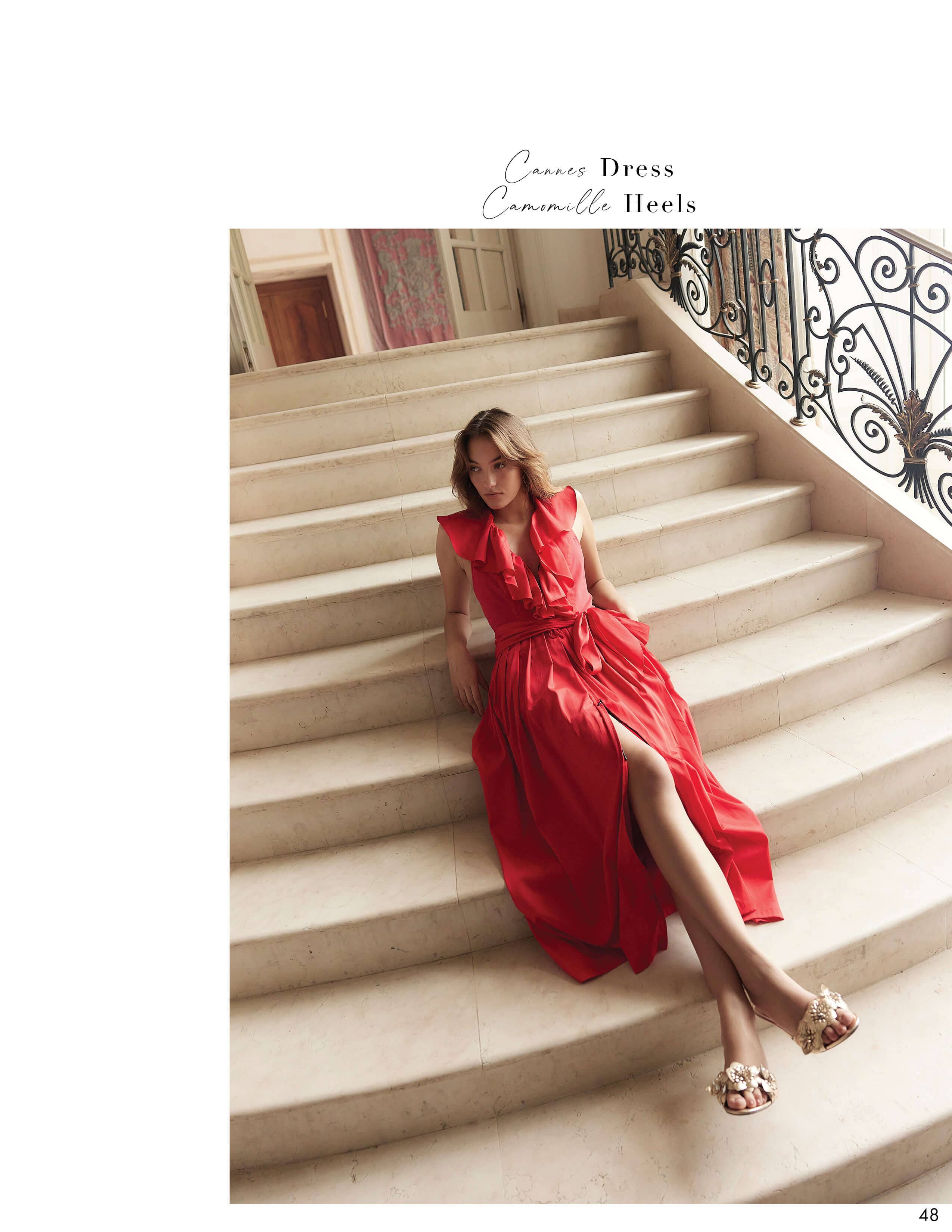 The new Anne Fontaine Spring-Summer 2023 collection is a celebration of artistry and craftsmanship. Strength and beauty, are rendered through opulent prints, colors, and styles that transport you toward a vision of the future light.