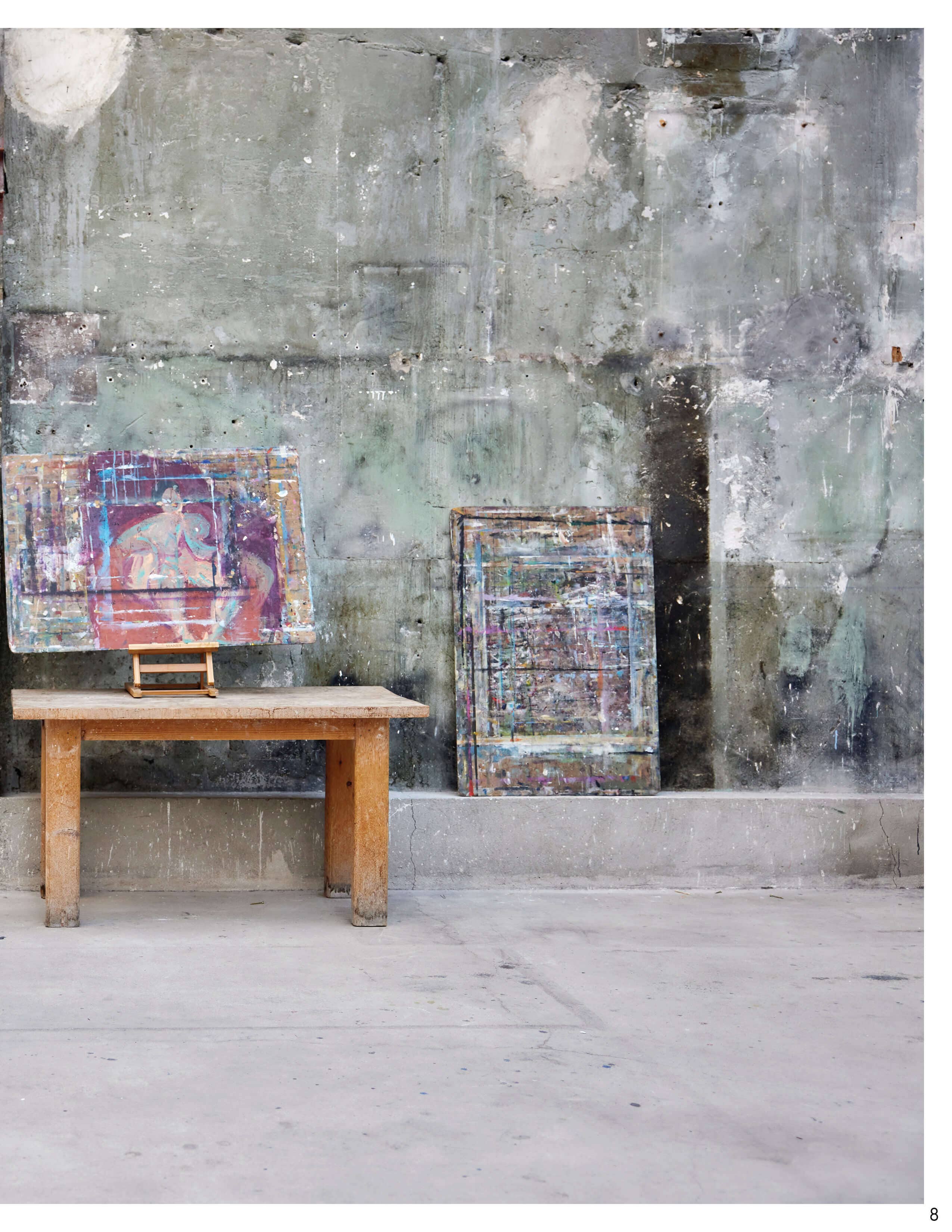 The new Anne Fontaine Spring-Summer 2023 collection is a celebration of artistry and craftsmanship. Strength and beauty, are rendered through opulent prints, colors, and styles that transport you toward a vision of the future light.