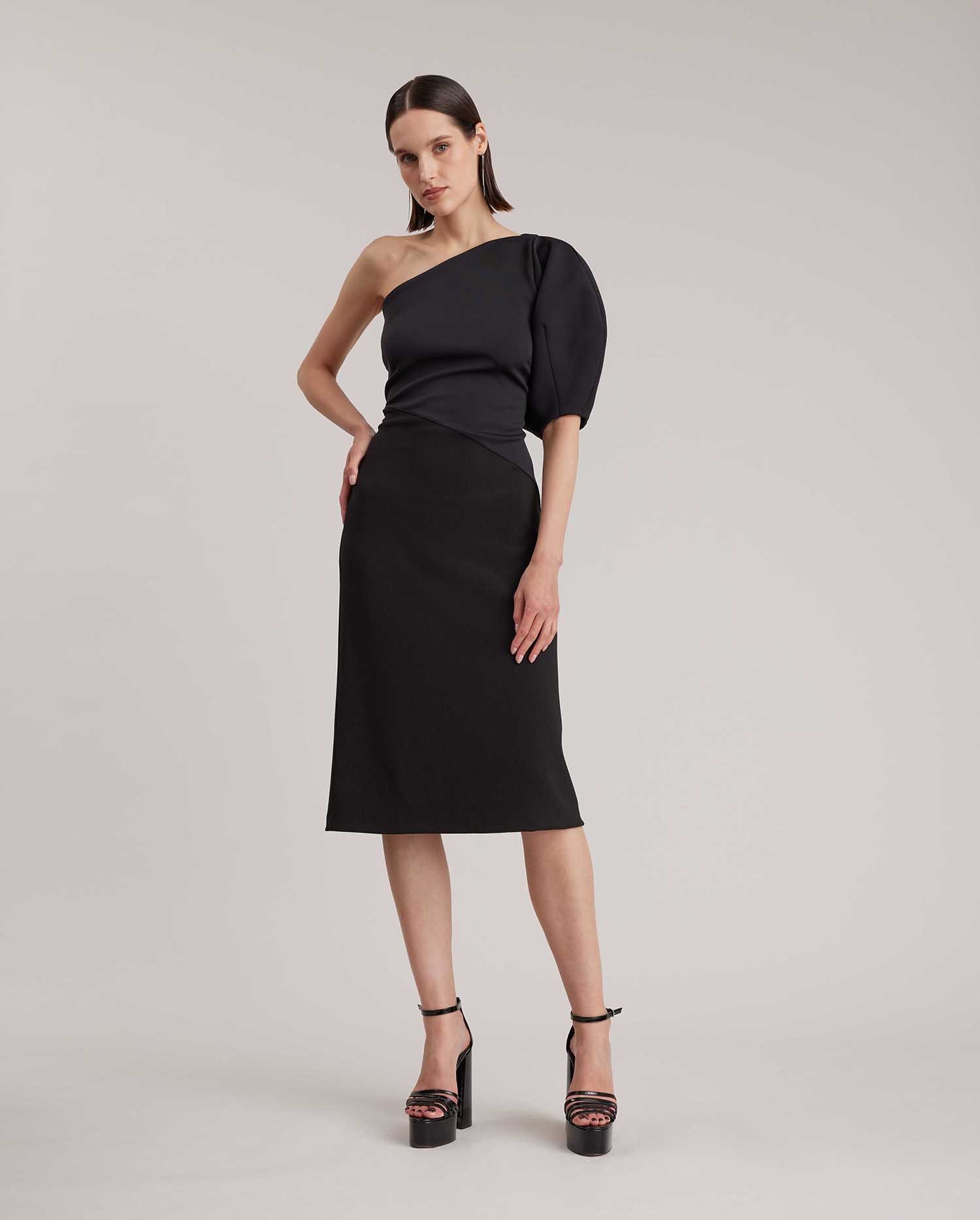 Discover the COEUR Black Midi Dress With One Puff Short Sleeve from ANNE FONTAINE