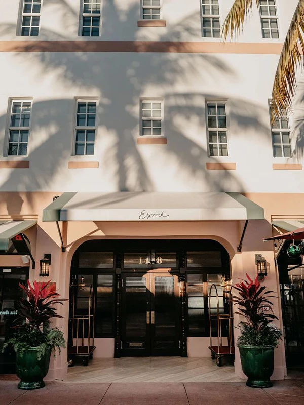 Discover the ANNE FONTAINE 2025 Cruise Collection