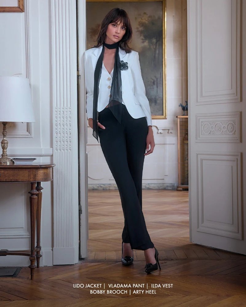 Discover the ANNE FONTAINE Essentials Collection