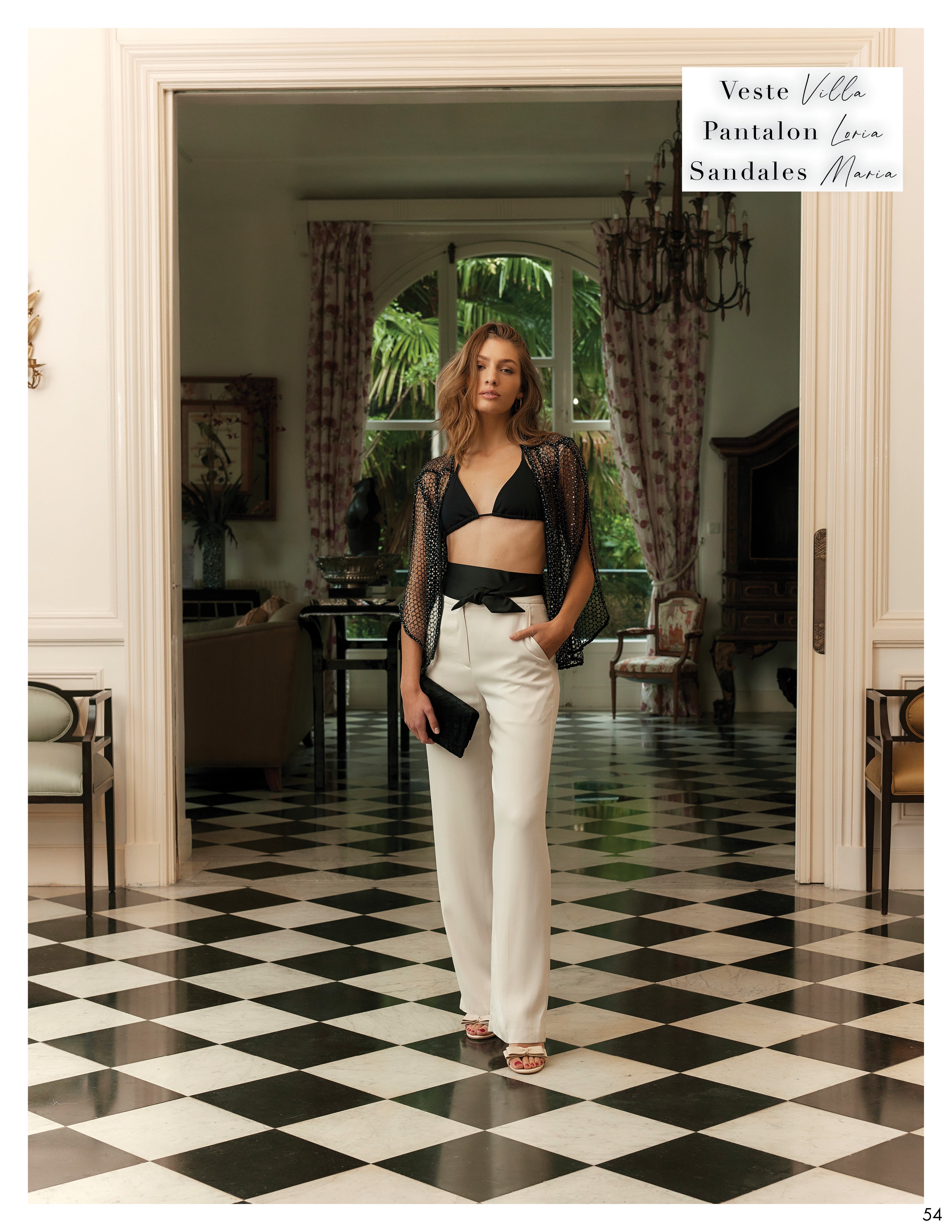 The new Anne Fontaine Spring-Summer 2023 collection is a celebration of artistry and craftsmanship. Strength and beauty, are rendered through opulent prints, colors, and styles that transport you toward a vision of the future light.