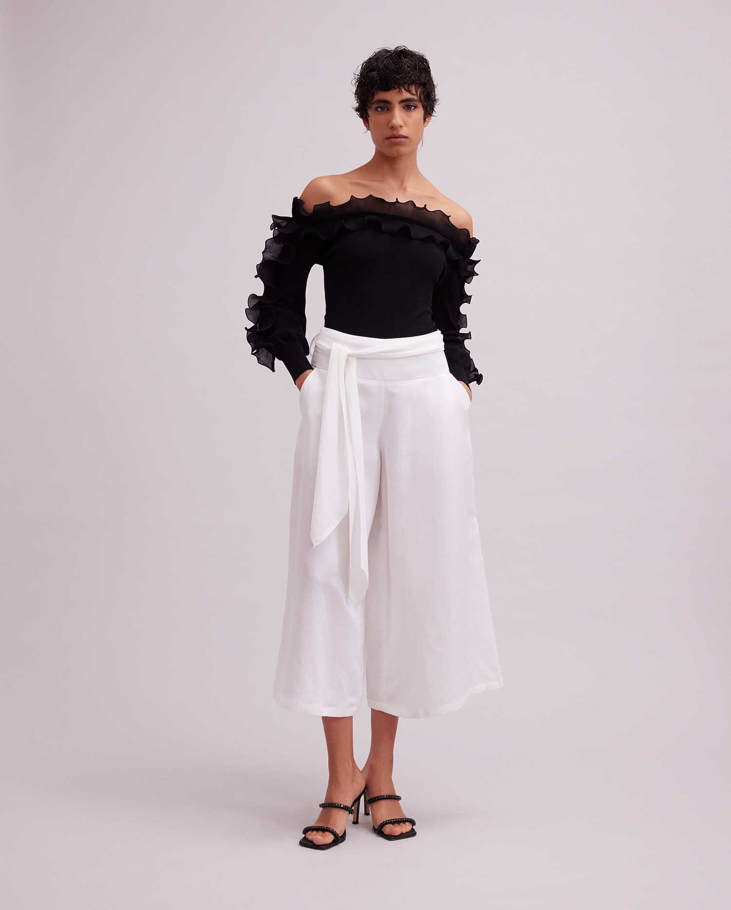 Discover the CATANE off the shoulder knit sweater from ANNE FONTAINE