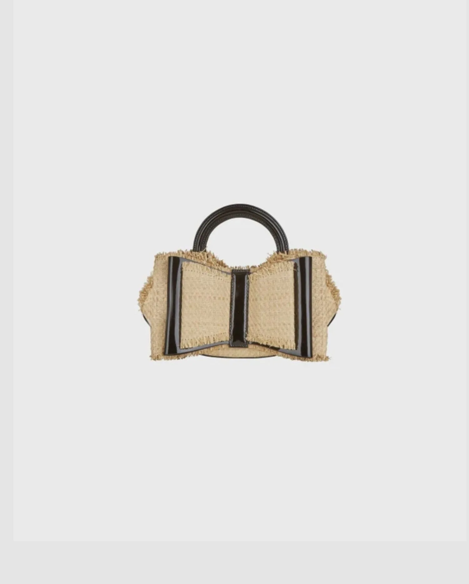 Discover the AUDREY BOHO Natural Rafia and Leather Bag With Statement Bow and Removeable Chain by designer ANNE FONTAINE.