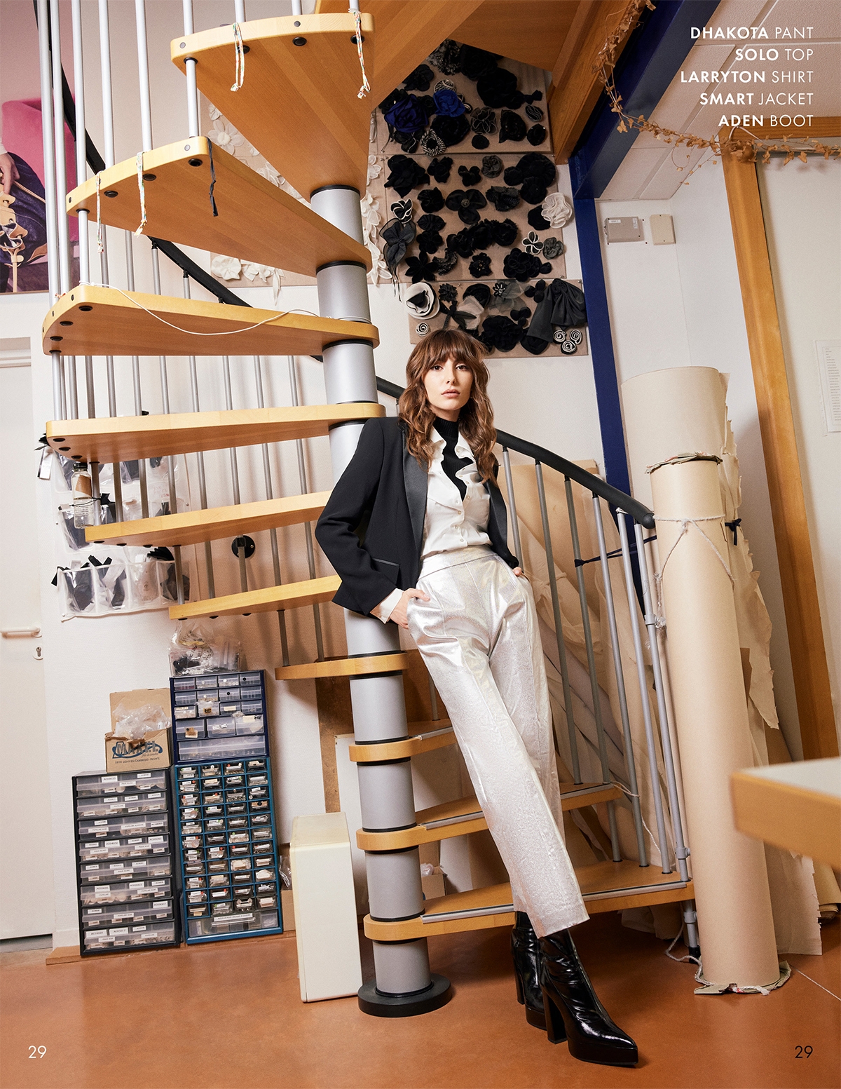 DISCOVER THE DHAKOTA PANT, SOLO TOP, LARRYTON SHIRT, SMART JACKET AND ADEN BOOT FROM DESIGNER ANNE FONTAINE